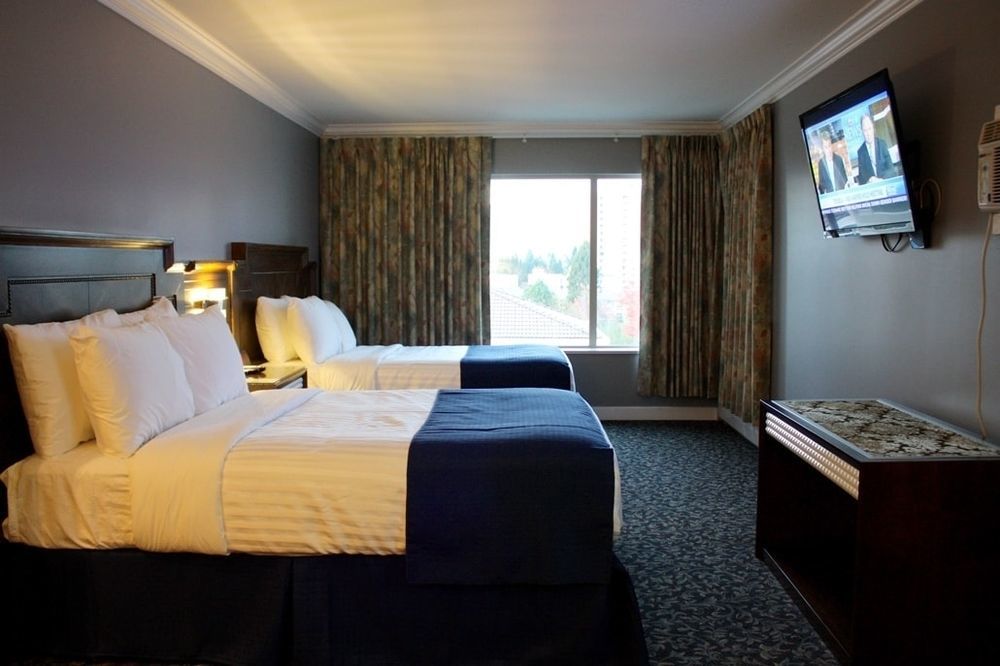 The Deluxe Hotel Vancouver Exteriör bild